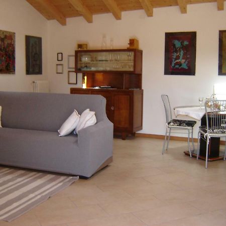 A 7 Km Da Salo' Casa Del Sole Mansarda Gavardo Exterior foto