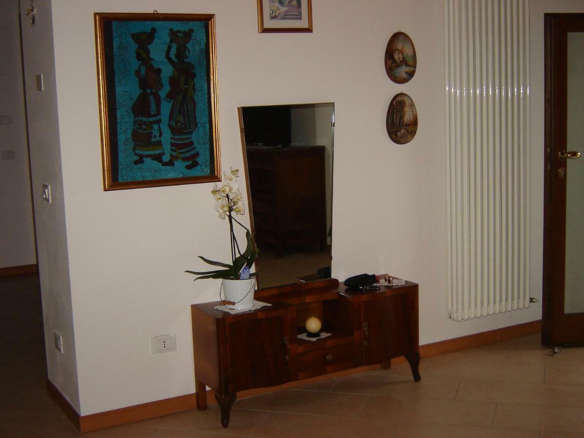 A 7 Km Da Salo' Casa Del Sole Mansarda Gavardo Exterior foto
